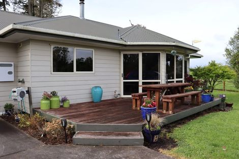 Photo of property in 1060 Mountain Road, Waiongana, Inglewood, 4389