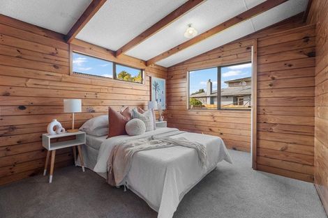 Photo of property in 1/49 Larnoch Road, Henderson, Auckland, 0610