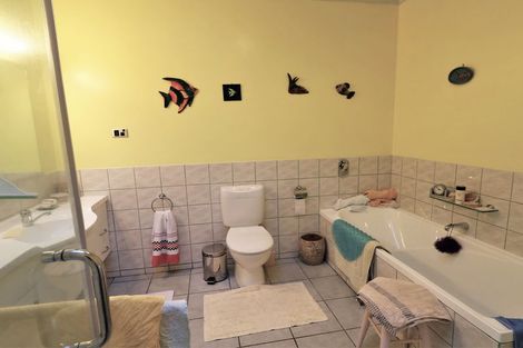 Photo of property in 57 Frederick Street, Carterton, 5713