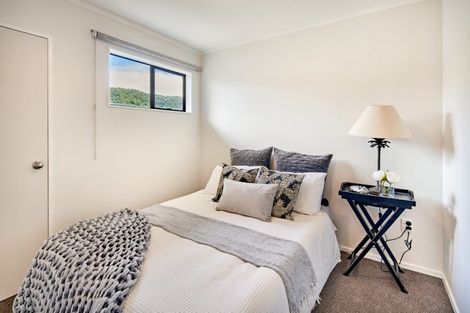 Photo of property in 2/11 Te Arawi Street, Takapuwahia, Porirua, 5022