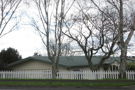 Photo of property in 10 Victory Street, Welcome Bay, Tauranga, 3112