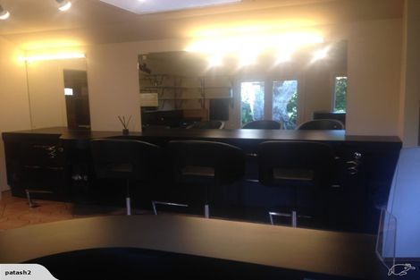 Photo of property in 302 Park Road, Hokowhitu, Palmerston North, 4410