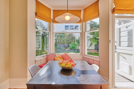 Photo of property in 57 Bolton Street, Kelburn, Wellington, 6012