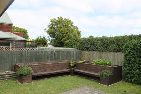 Photo of property in 15 Grimseys Road, Redwood, Christchurch, 8051