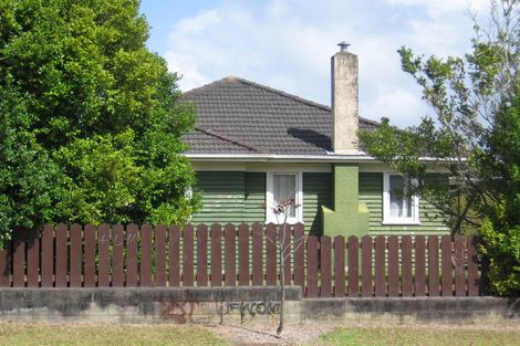 Photo of property in 1/66 St Leonards Road, Kelston, Auckland, 0602