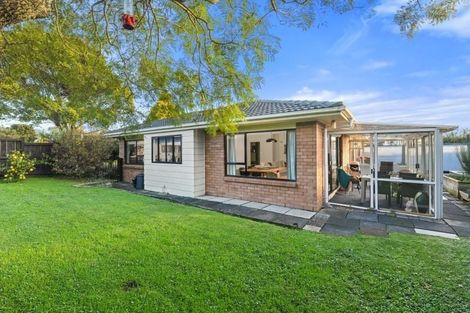 Photo of property in 2/3 Skilling Place, Farm Cove, Auckland, 2012