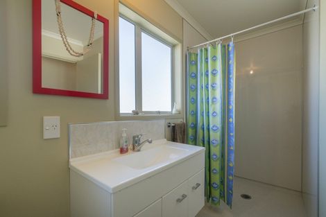 Photo of property in 255 Cook Drive, Whitianga, 3510