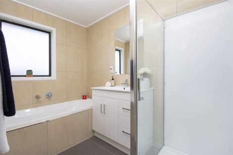 Photo of property in 1/6 Colum Place, Bucklands Beach, Auckland, 2014