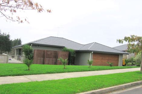 Photo of property in 122 Te Wharau Drive, Greenhithe, Auckland, 0632