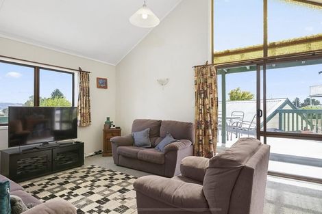 Photo of property in 15 Dickens Street, Owhata, Rotorua, 3010