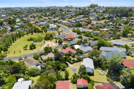 Photo of property in 37 Linwood Avenue, Forrest Hill, Auckland, 0620