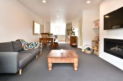 Photo of property in 3/22 Northcross Drive, Oteha, Auckland, 0632