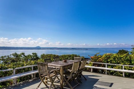 Photo of property in 17 Te Kopua Street, Acacia Bay, Taupo, 3330