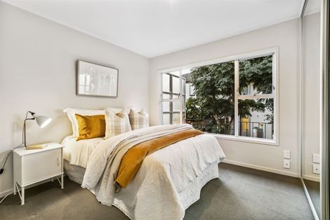 Photo of property in 3/14 Frieston Road, Milford, Auckland, 0620