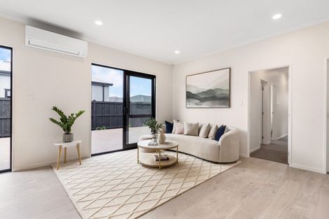 Photo of property in 11 Arahi Road, Clevedon, 2582