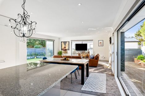 Photo of property in 185 Te Moana Road, Waikanae, 5036