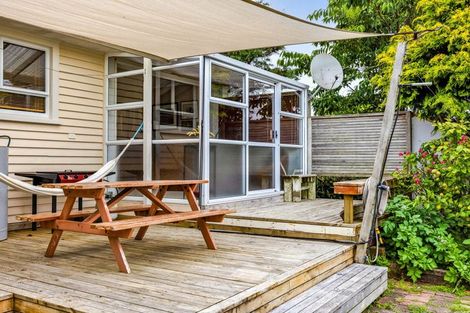 Photo of property in 70 Ihaia Road, Opunake, 4616