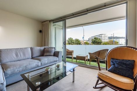 Photo of property in Aqua, 1/74 Oriental Parade, Oriental Bay, Wellington, 6011