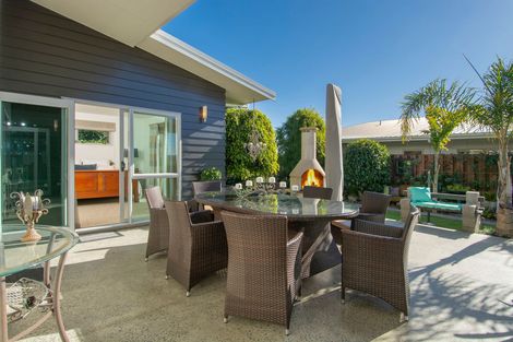 Photo of property in 11 Renner Place, Pyes Pa, Tauranga, 3112