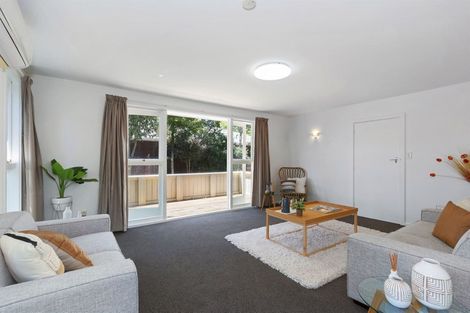 Photo of property in 19 Egmont Place, Bishopdale, Christchurch, 8051