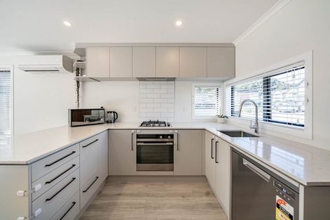 Photo of property in 11 Betty Boyes Street, Wallaceville, Upper Hutt, 5018