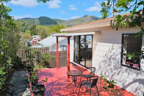 Photo of property in 2/9 Rimu Street, Toi Toi, Nelson, 7010
