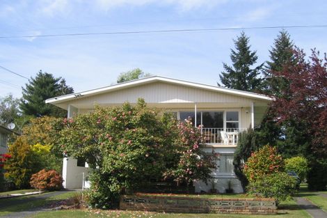 Photo of property in 19 Darroch Street, Fairy Springs, Rotorua, 3015