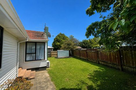 Photo of property in 1/50 Tawa Crescent, Manurewa, Auckland, 2102