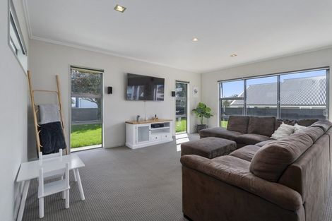 Photo of property in 20 Parkvue Drive, Bell Block, New Plymouth, 4312