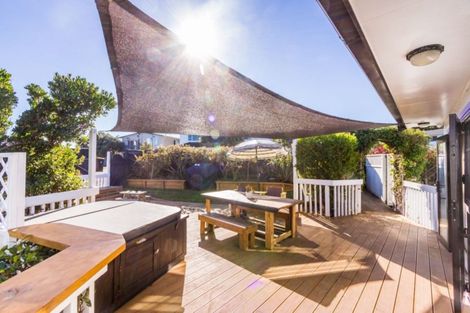 Photo of property in 13 Pennant Grove, Titahi Bay, Porirua, 5022