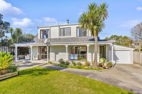 Photo of property in 90a Manly Street, Paraparaumu Beach, Paraparaumu, 5032