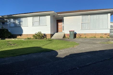 Photo of property in 16 Wenlock Place, Manurewa, Auckland, 2102