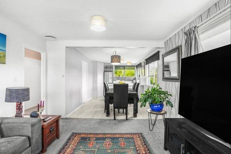 Photo of property in 49 Norana Road, Timberlea, Upper Hutt, 5018