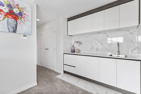Photo of property in 13 Bremner Ridge Street, Flat Bush, Auckland, 2019