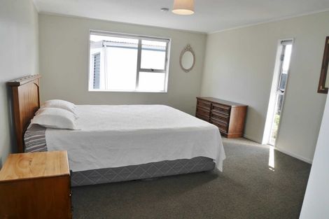 Photo of property in 2/296a Wairakei Road, Bryndwr, Christchurch, 8053