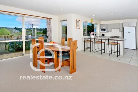 Photo of property in 2/48 Glencoe Road, Browns Bay, Auckland, 0630