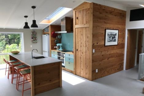 Photo of property in 37 Adams Road, Thornton Bay, Thames, 3575