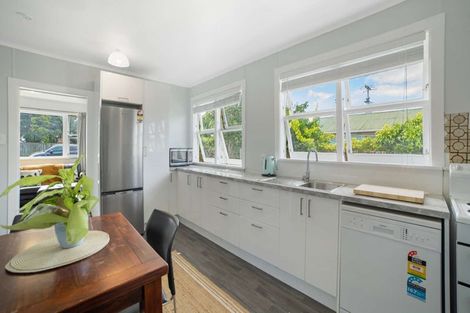 Photo of property in 13 Huxley Road, Outer Kaiti, Gisborne, 4010