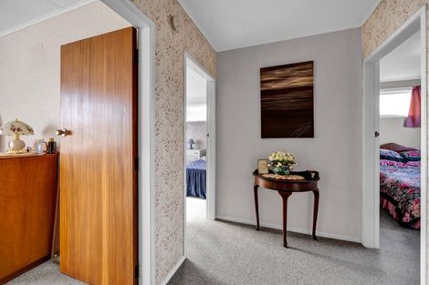 Photo of property in 3 Karaka Street, Hawera, 4610