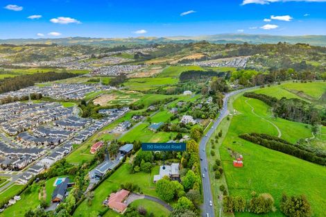 Photo of property in 190 Redoubt Road, Flat Bush, Auckland, 2019