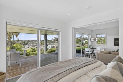 Photo of property in 7 Commodore Parry Road, Castor Bay, Auckland, 0620