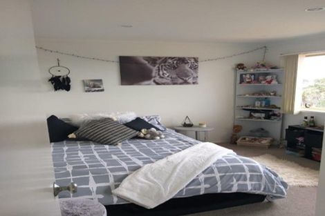 Photo of property in 14 Trimaran Drive, Gulf Harbour, Whangaparaoa, 0930