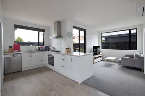 Photo of property in 2/38 Hinton Avenue, Forest Lake, Hamilton, 3200