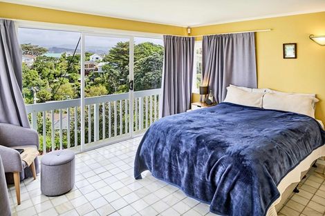 Photo of property in 41 Tio Tio Road, Miramar, Wellington, 6022