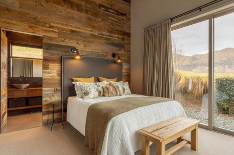 Photo of property in 92 Threepwood Road, Lake Hayes, Queenstown, 9371