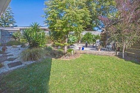 Photo of property in 6 Udall Place, Bucklands Beach, Auckland, 2014