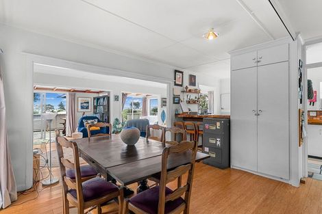 Photo of property in 3 Kelly Street, Baylys Beach, Dargaville, 0377