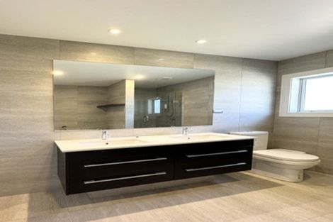 Photo of property in 8 Mural Place, Greenhithe, Auckland, 0632