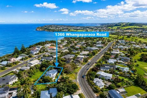 Photo of property in 1366 Whangaparaoa Road, Army Bay, Whangaparaoa, 0930