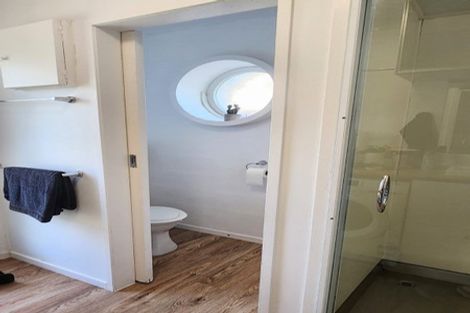 Photo of property in 98a Karewa Parade, Papamoa Beach, Papamoa, 3118